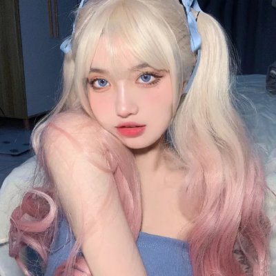 女恶魔人